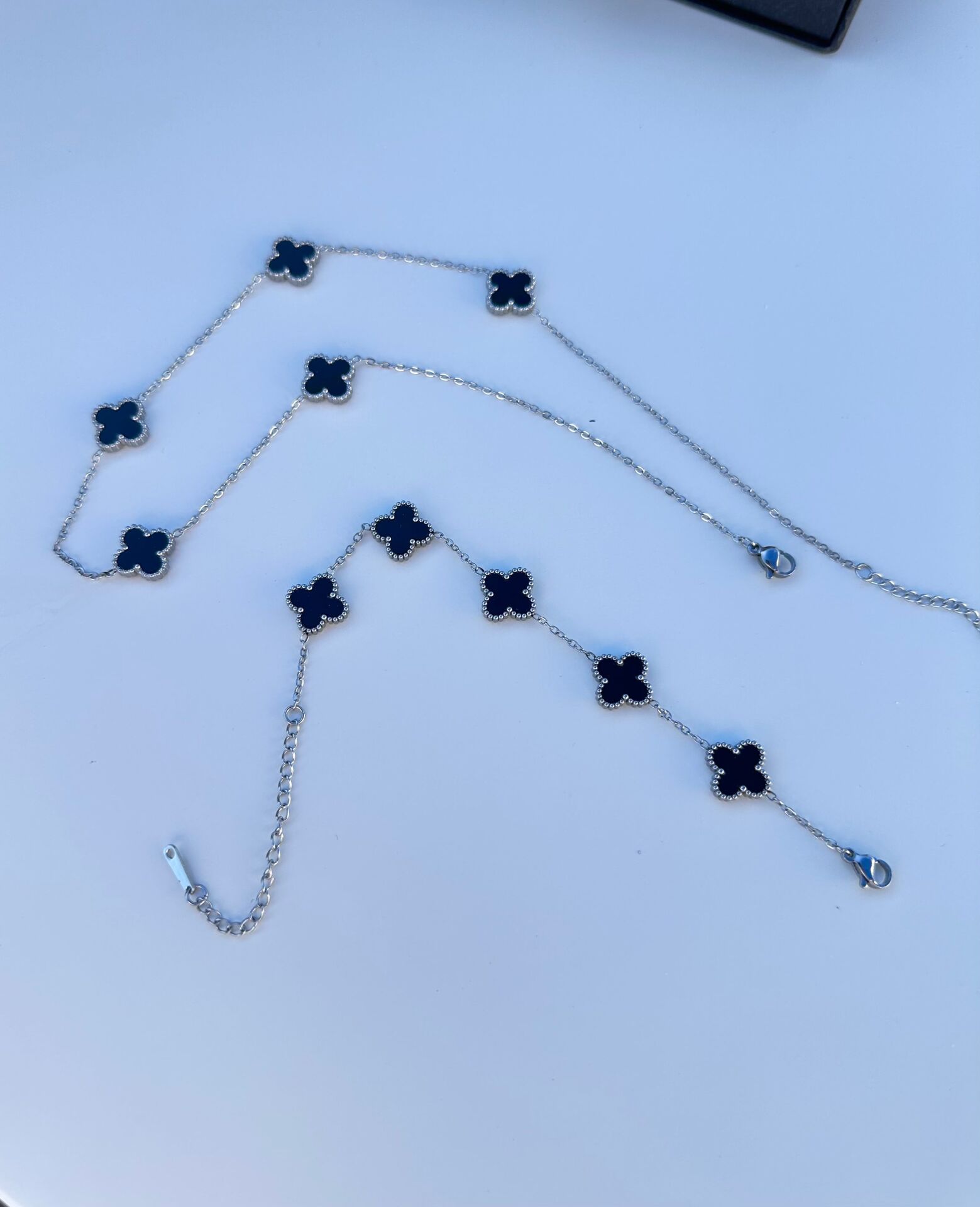 Van Cleef Unisex Paslanmaz Çelik Bileklik ve Kolye Yonca  Şık ve Modern Tasarımlar