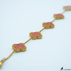 Gold Pembe Renk Van Cleef Tarzı Siyah Taşlı Yonca Bileklik - Şıklığın ve Zarafetin Simgesi