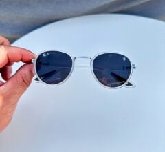Şeffaf Rayban Ferrari UV400 Korumalı Gözlük - Şık ve Kaliteli Tasarım