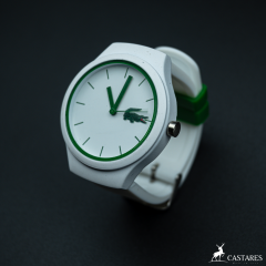 Unisex 40-42 mm Sade Beyaz Lacoste Saat - Şık ve Su Geçirmez Tasarım